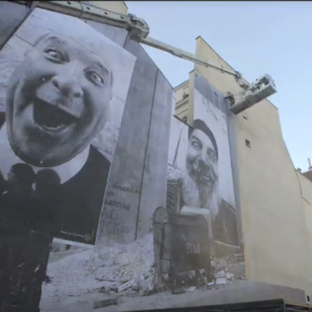 Face2Face - Paris Exhibition - Place Igor Stravinsky (2007)